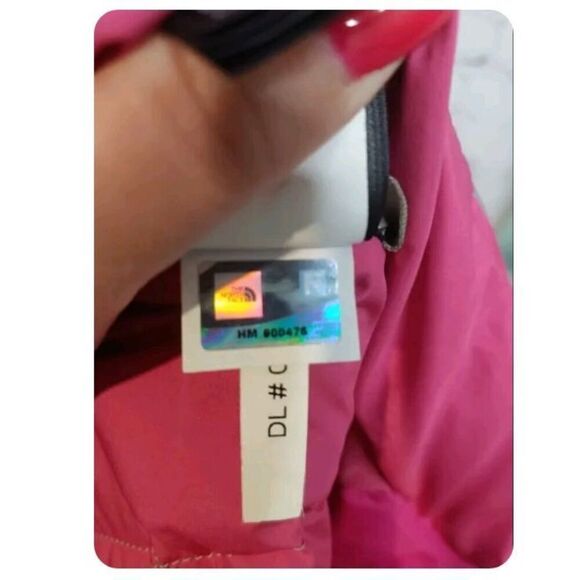 North Face Girls Size XL 18 Silver/Fuschia Lightweight Down Fill Puffer Jacket. - Picture 10 of 12